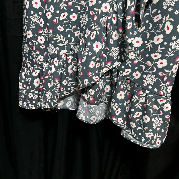 Dress - Picture 4 of 7